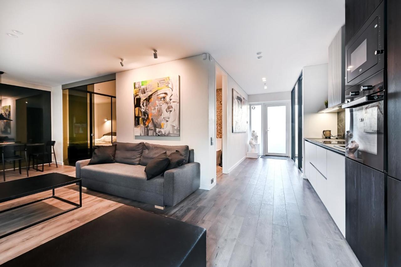 Jacuzzi Cinema Loft Apartment Kaunas Exterior photo
