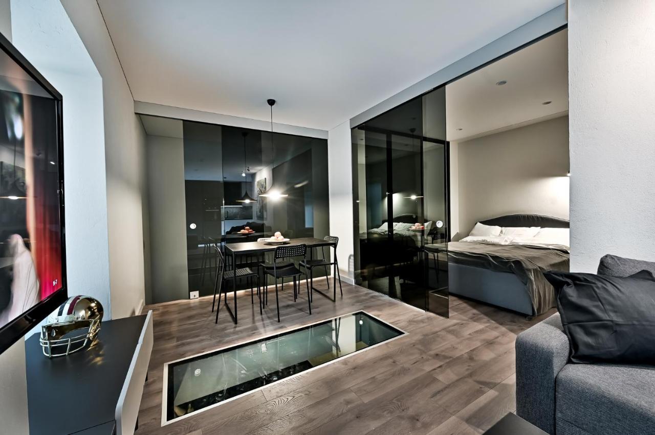 Jacuzzi Cinema Loft Apartment Kaunas Exterior photo